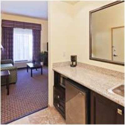 Imagen de la habitación del Hotel Hampton Inn and Suites Tulsa North/owasso. Foto 3