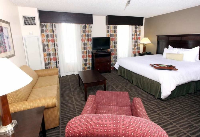 Imagen de la habitación del Hotel Hampton Inn and Suites Valdosta/conference Center. Foto 4