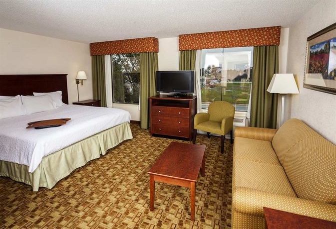 Imagen de la habitación del Hotel Hampton Inn and Suites Valdosta/conference Center. Foto 8