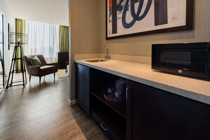 Imagen de la habitación del Hotel Hampton Inn and Suites Washington Dc-navy Yard. Foto 12
