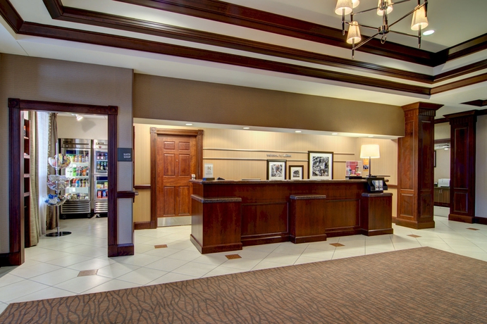Imagen de los interiores del Hotel Hampton Inn and Suites Washington-dulles International Airport. Foto 12