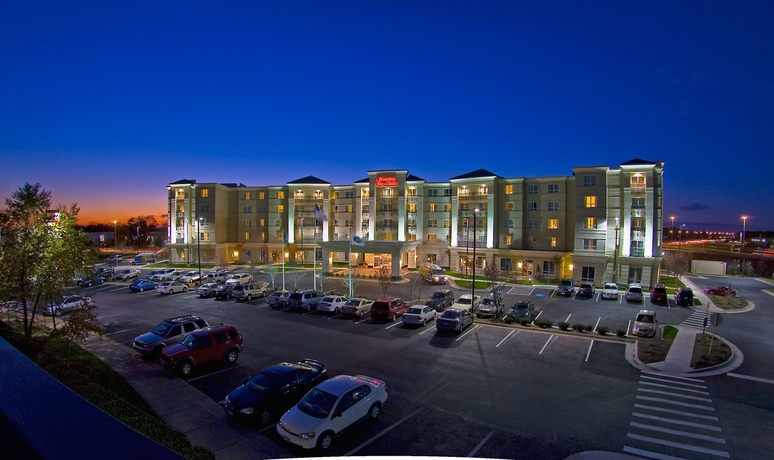 Imagen general del Hotel Hampton Inn and Suites Washington-dulles International Airport. Foto 1