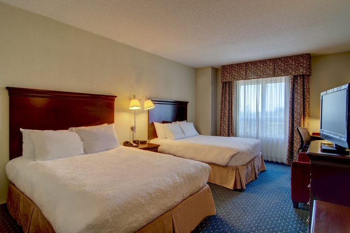 Imagen de la habitación del Hotel Hampton Inn and Suites Washington-dulles International Airport. Foto 11