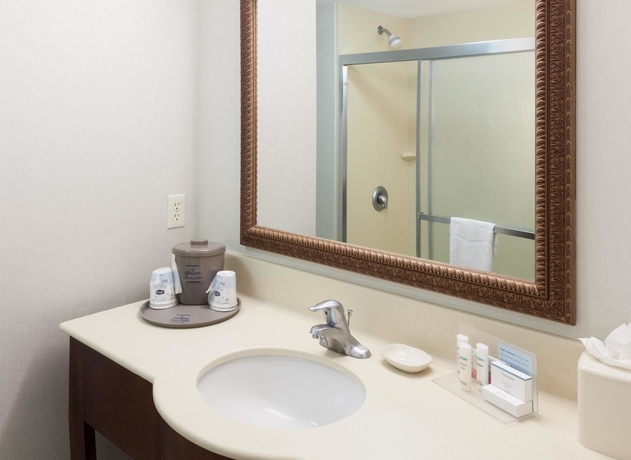 Imagen de la habitación del Hotel Hampton Inn and Suites Westford-chelmsford. Foto 7