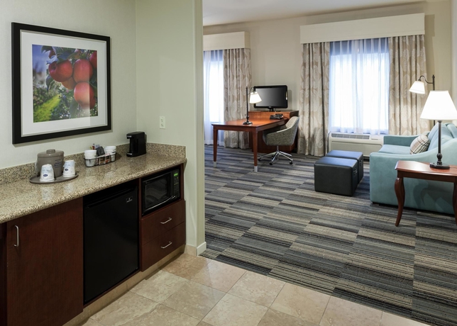 Imagen de los interiores del Hotel Hampton Inn and Suites Westford-chelmsford. Foto 14