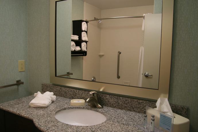 Imagen de la habitación del Hotel Hampton Inn and Suites Wilder. Foto 9