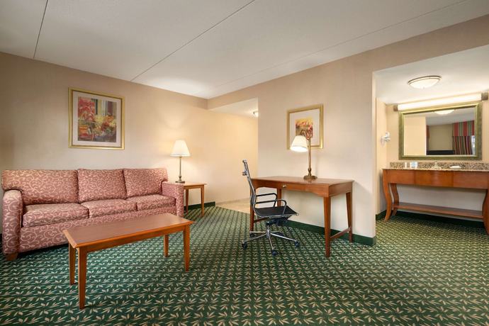 Imagen de la habitación del Hotel Hampton Inn and Suites Williamsburg-Central. Foto 2