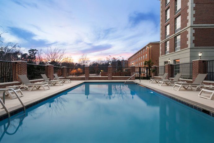 Imagen de la piscina del Hotel Hampton Inn and Suites Williamsburg-Central. Foto 19