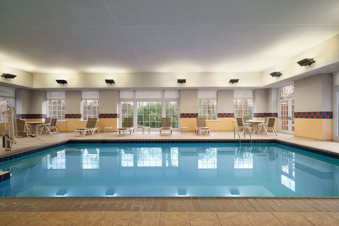 Imagen de la piscina del Hotel Hampton Inn and Suites Williamsburg-Central. Foto 20