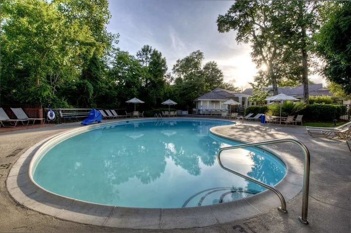 Imagen de la piscina del Hotel Hampton Inn and Suites Wilmington/wrightsville Beach. Foto 15