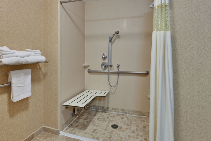 Imagen de la habitación del Hotel Hampton Inn and Suites Windsor - Sonoma Wine Country. Foto 10