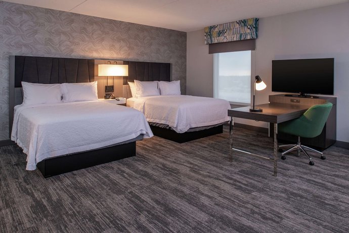 Imagen de la habitación del Hotel Hampton Inn and Suites Winston-Salem Downtown. Foto 9
