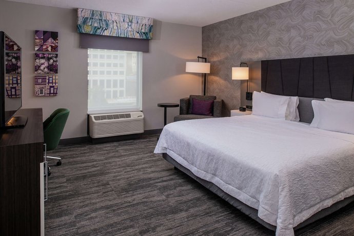 Imagen de la habitación del Hotel Hampton Inn and Suites Winston-Salem Downtown. Foto 14