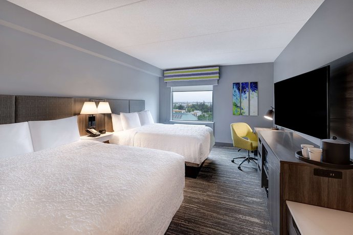 Imagen de la habitación del Hotel Hampton Inn and Suites by Hilton Burlington Toronto. Foto 5