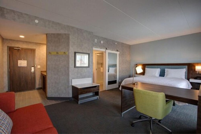 Imagen de la habitación del Hotel Hampton Inn and Suites by Hilton Waterloo St. Jacobs. Foto 2