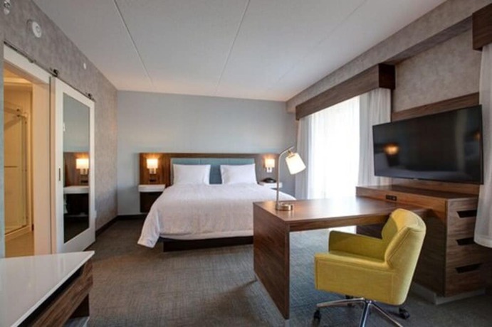 Imagen de la habitación del Hotel Hampton Inn and Suites by Hilton Waterloo St. Jacobs. Foto 17
