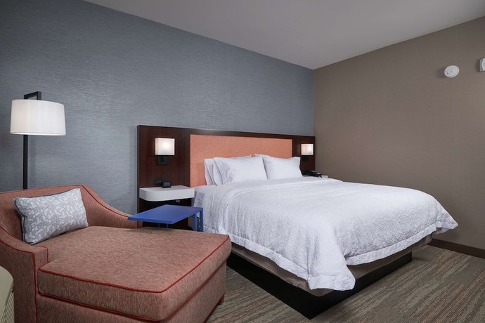 Imagen de la habitación del Hotel Hampton Inn by Hilton Burley. Foto 15