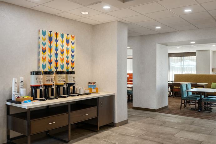 Imagen de los interiores del Hotel Hampton Inn by Hilton Carefree. Foto 19