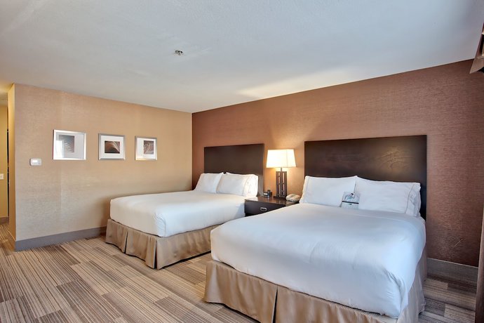 Imagen de la habitación del Hotel Hampton Inn by Hilton Costa Mesa Newport Beach. Foto 6