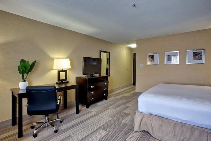 Imagen de la habitación del Hotel Hampton Inn by Hilton Costa Mesa Newport Beach. Foto 11