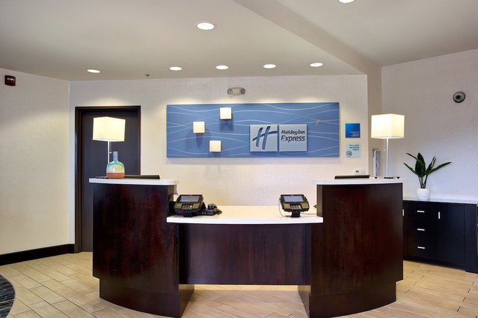 Imagen de los interiores del Hotel Hampton Inn by Hilton Costa Mesa Newport Beach. Foto 17