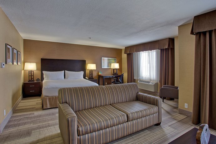 Imagen de la habitación del Hotel Hampton Inn by Hilton Costa Mesa Newport Beach. Foto 15