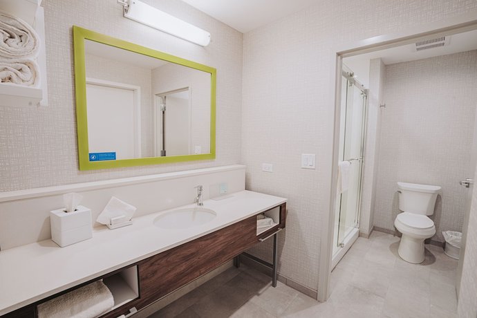 Imagen de la habitación del Hotel Hampton Inn by Hilton Huntley Chicago. Foto 6