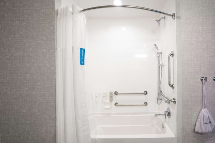 Imagen de la habitación del Hotel Hampton Inn by Hilton Huntley Chicago. Foto 7