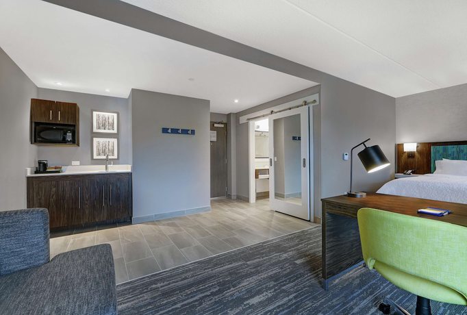 Imagen de la habitación del Hotel Hampton Inn by Hilton Peterborough. Foto 3