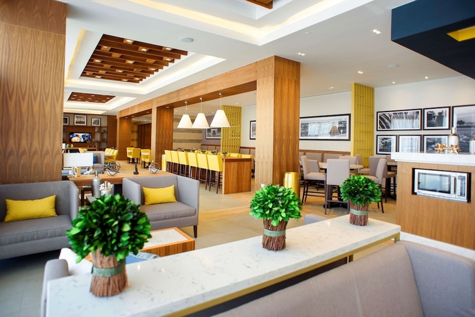 Imagen de los interiores del Hotel Hampton Inn by Hilton Piedras Negras. Foto 16