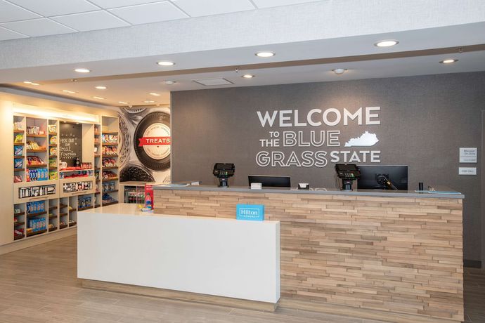 Imagen del bar/restaurante del Hotel Hampton Inn by Hilton Richwood Cincinnati South. Foto 4