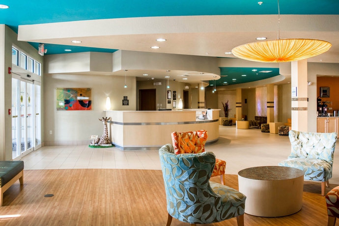 Imagen de los interiores del Hotel Hampton Inn by Hilton Tampa Fairgrounds Casino. Foto 12