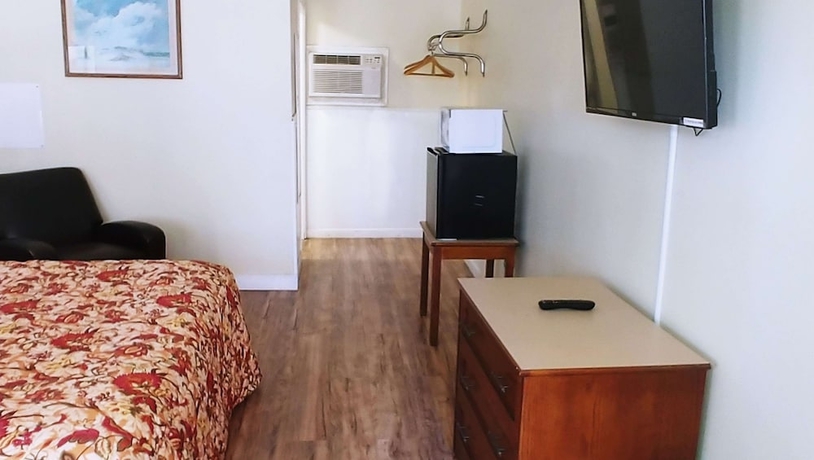 Imagen de la habitación del Hotel Hampton Motor Inn. Foto 15