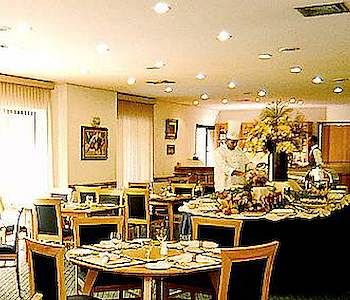 Imagen del bar/restaurante del Hotel Hampton Park S&atilde;o Paulo Jardins. Foto 2