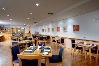 Imagen del bar/restaurante del Hotel Hampton Park S&atilde;o Paulo Jardins. Foto 4