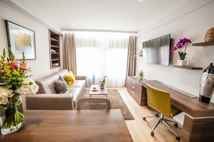 Imagen de los interiores del Hotel Hampton Suites Serviced Apartments. Foto 16