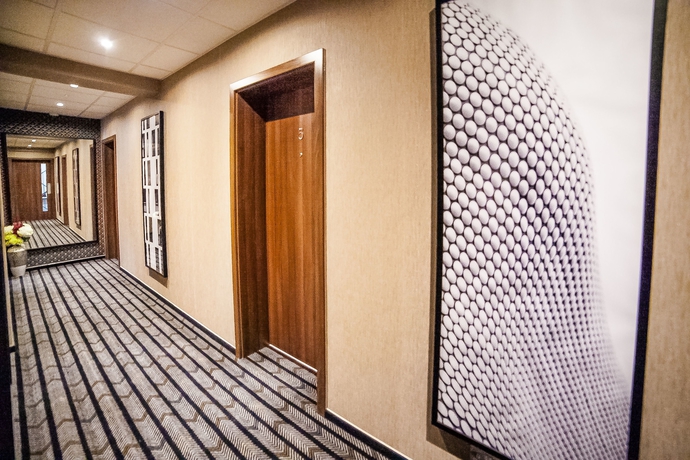 Imagen de la habitación del Hotel Hampton Suites Serviced Apartments. Foto 15