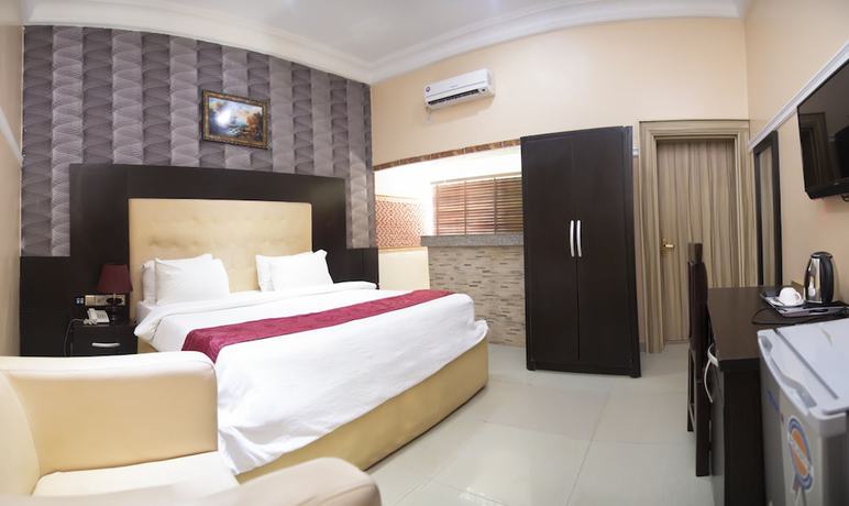 Imagen de la habitación del Hotel Hampton Towers And Spa. Foto 7