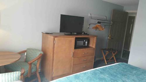 Imagen de la habitación del Hotel Hampton Village Inn. Foto 16