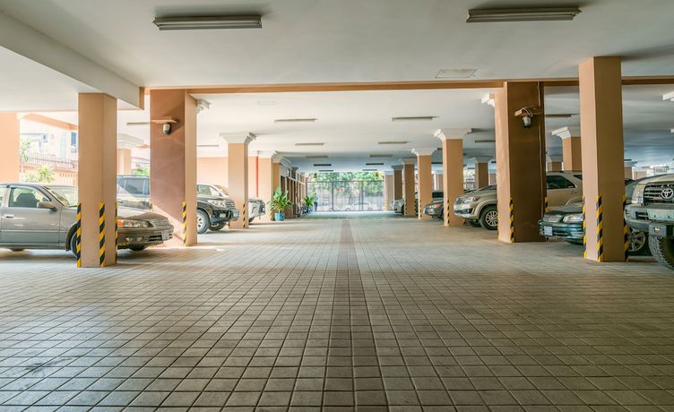 Imagen de los interiores del Hotel Hampton and Apartment. Foto 20