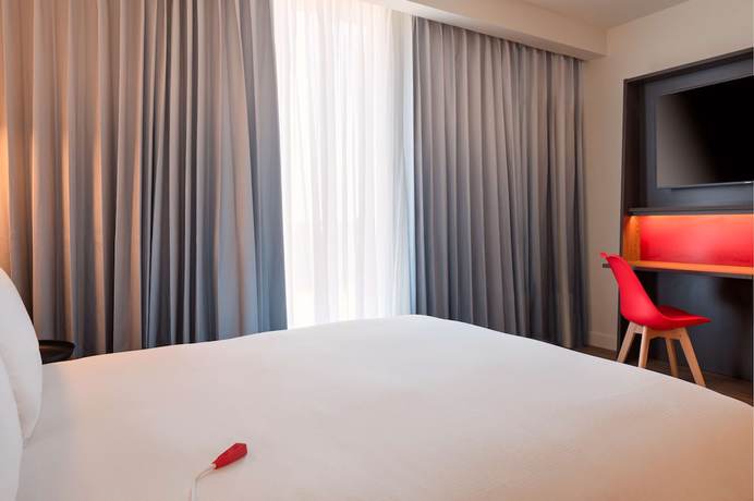 Imagen de la habitación del Hotel Hampton by Hilton Ashford International. Foto 8