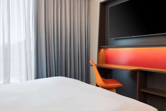 Imagen de la habitación del Hotel Hampton by Hilton Ashford International. Foto 10