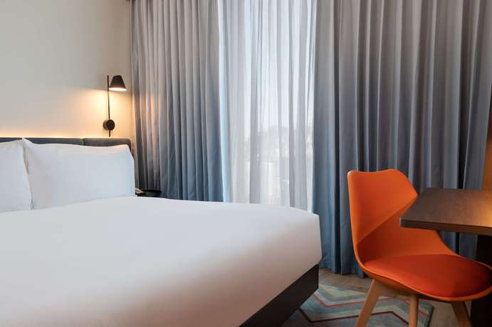 Imagen de la habitación del Hotel Hampton by Hilton Ashford International. Foto 11