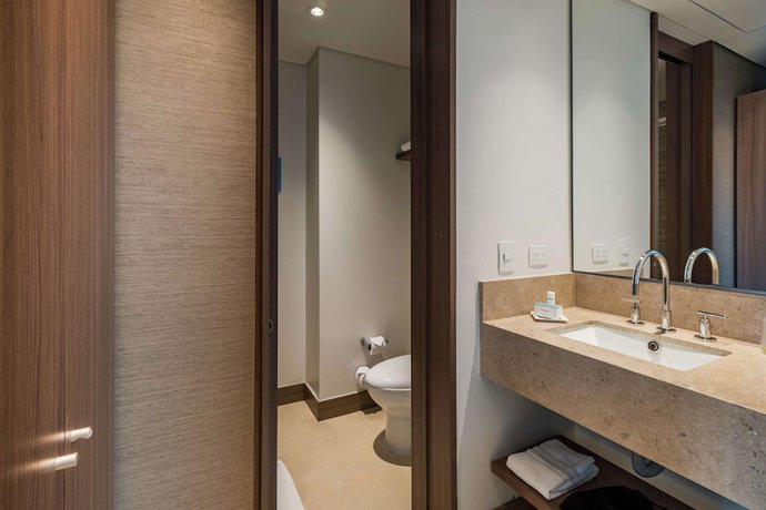 Imagen de la habitación del Hotel Hampton by Hilton Bogota Airport. Foto 7