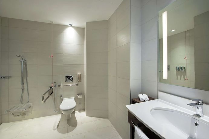 Imagen de la habitación del Hotel Hampton by Hilton Dubai Airport. Foto 6
