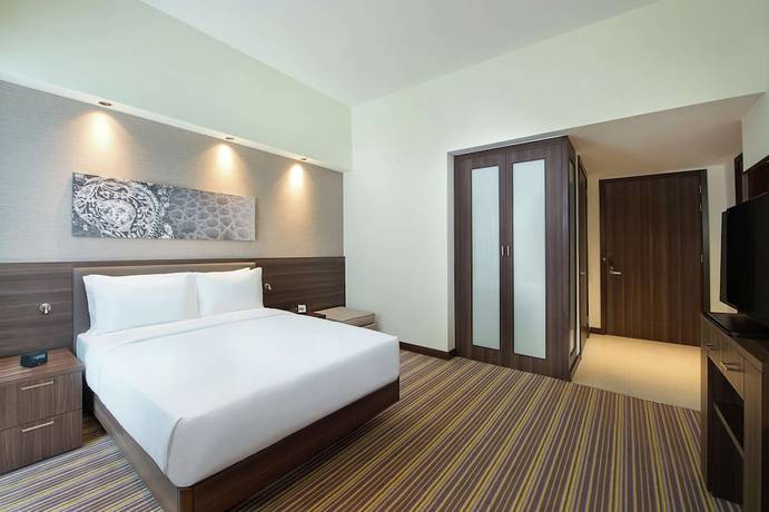 Imagen de la habitación del Hotel Hampton by Hilton Dubai Airport. Foto 9