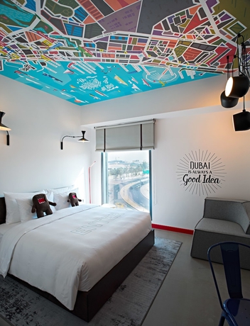 Imagen de la habitación del Hotel Hampton by Hilton Dubai Al Seef. Foto 13