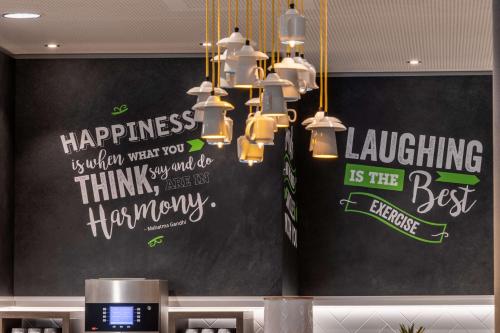 Imagen general del Hotel Hampton by Hilton Düsseldorf City Centre, Dusseldorf. Foto 12