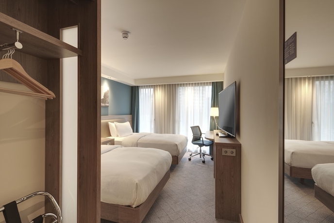 Imagen de la habitación del Hotel Hampton by Hilton D&uuml;sseldorf City Centre. Foto 12
