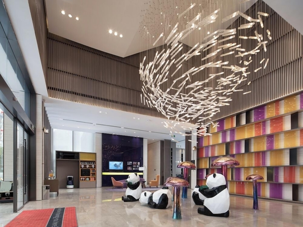 Imagen de los interiores del Hotel Hampton by Hilton Emeishan Scenic Area. Foto 12